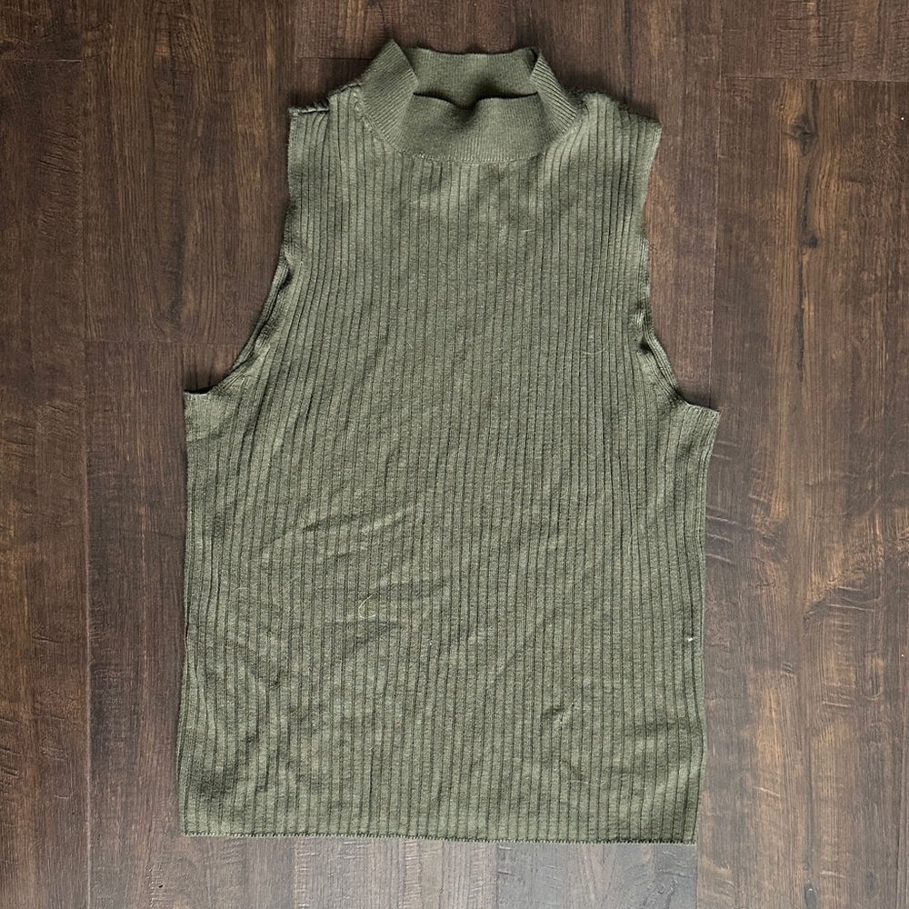Bar III Olive Ribbed Tank Top.   #A10